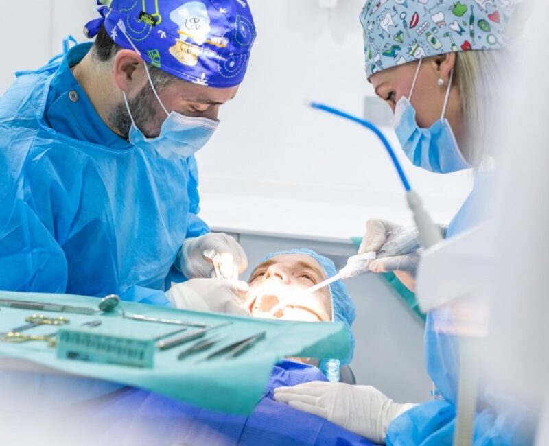 Implante dental inmediato en Valencia - boca