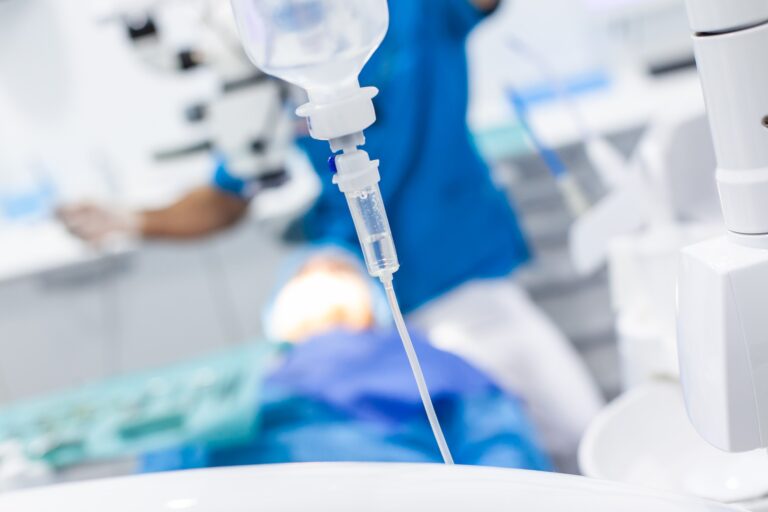 Implante dental inmediato en Valencia - sedación