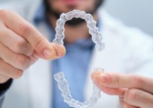 Ortodoncia invisalign en Burjassot - Retenedores