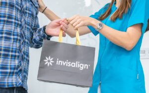 ortodoncia invisalign en Burjassot - bolsa