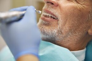 dentistas cerca de Rocafort - implantologia