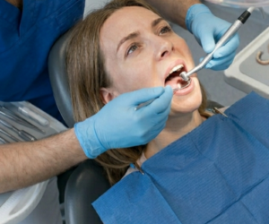 Prótesis dentales en Burjassot - Azul